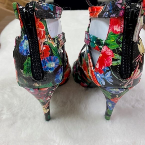 Madden Girl Dita‎ Floral Lace Up Stilettos Open Toe Heels, size 8 - Picture 6 of 10